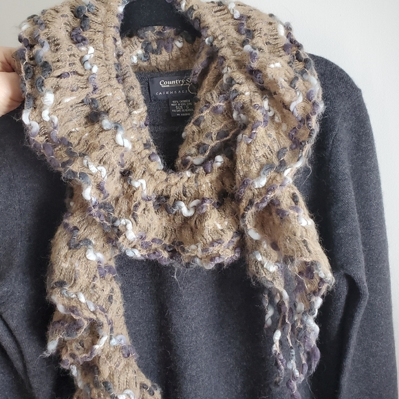 Chunky Knit Long Scarf - Picture 3 of 3